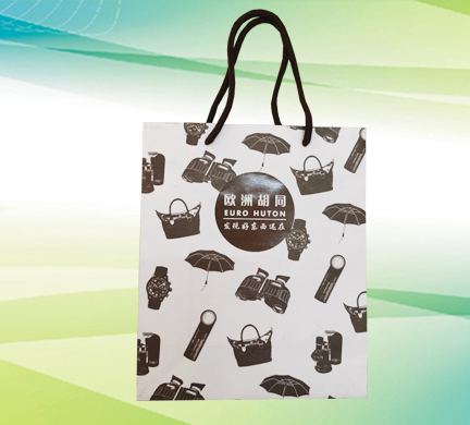 手提袋(dai)印刷有哪(nǎ)些知識您(nin)需要知道(dào)的?